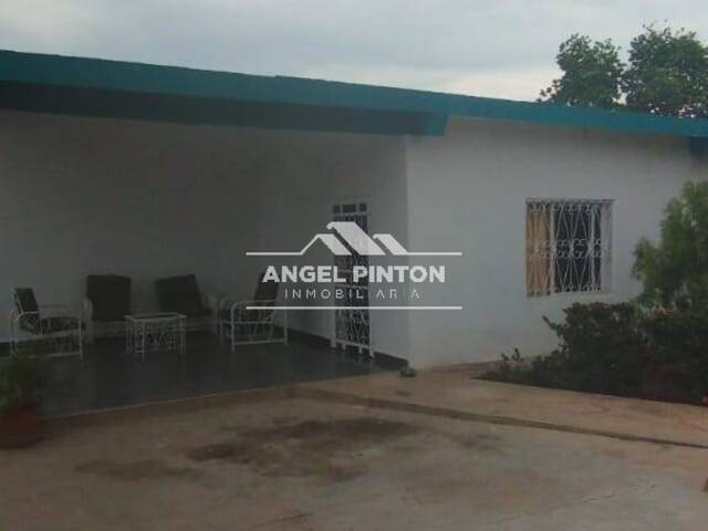 #4990 - CASA para Venta en Maracaibo - V - 1
