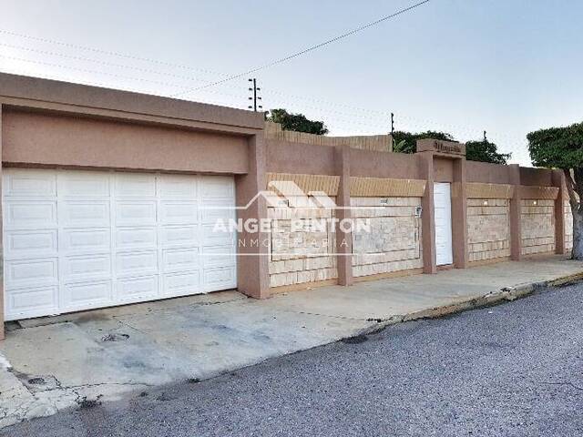#4569 - CASA para Venta en Maracaibo - V - 2