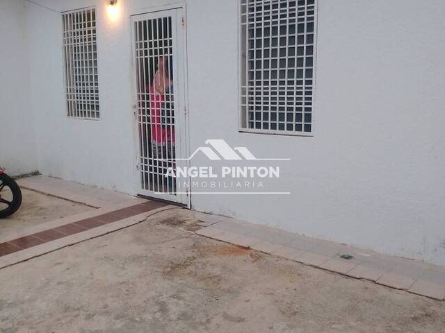 #4579 - CASA para Venta en Maracaibo - V - 2