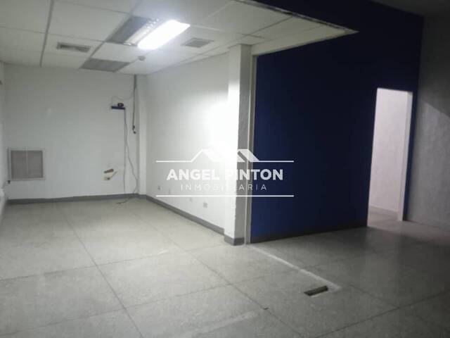 #4997 - LOCAL COMERCIAL para Venta en Maracaibo - V