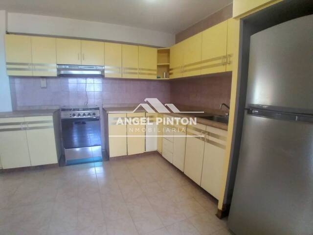 #4718 - APARTAMENTO para Venta en Ciudad Ojeda - V - 3