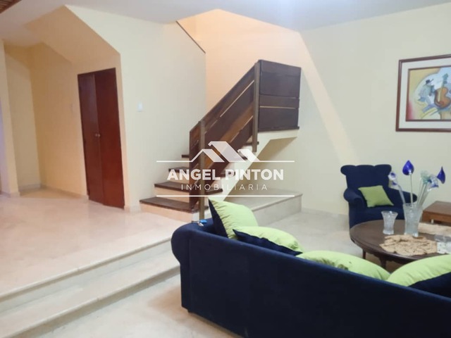 #4754 - CONJUNTO CERRADO para Venta en Maracaibo - V - 3