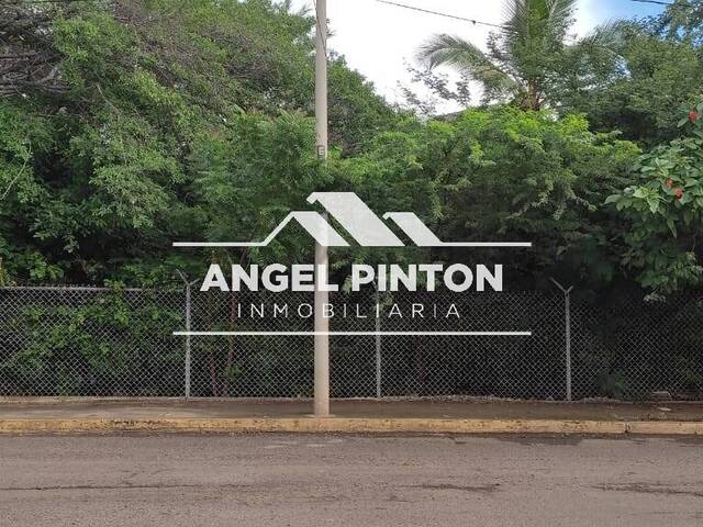 #4250 - TERRENO para Venta en Maracaibo - V - 1