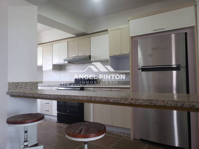 APARTAMENTO para Alquiler en Maracaibo - 5