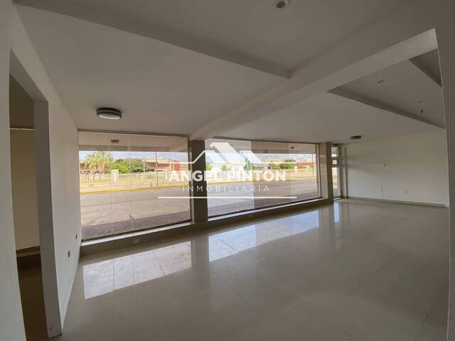 #7411 - LOCAL COMERCIAL para Alquiler en Maracaibo - V - 2