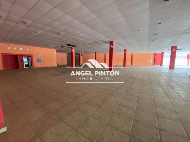 #9917 - LOCAL COMERCIAL para Alquiler en Maracaibo - V - 1