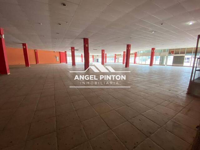 #9917 - LOCAL COMERCIAL para Alquiler en Maracaibo - V - 2