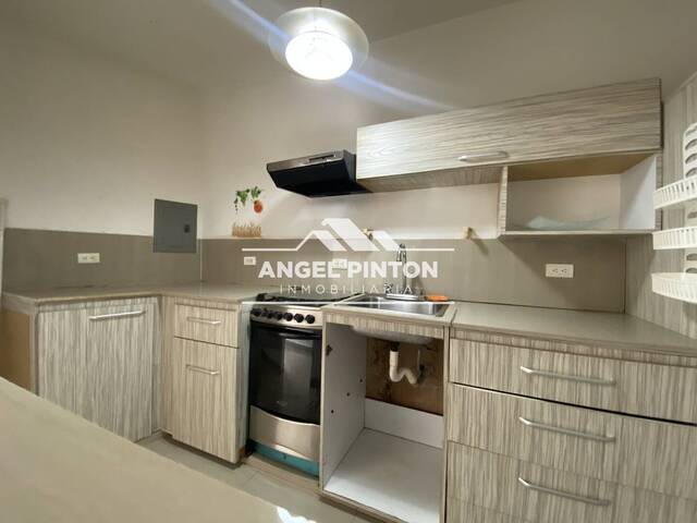 #7057 - APARTAMENTO para Alquiler en Maracaibo - V