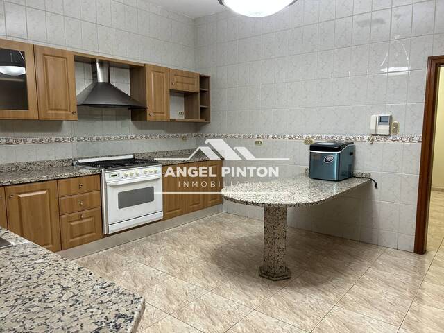 #8649 - APARTAMENTO para Alquiler en Ciudad Ojeda - V - 1