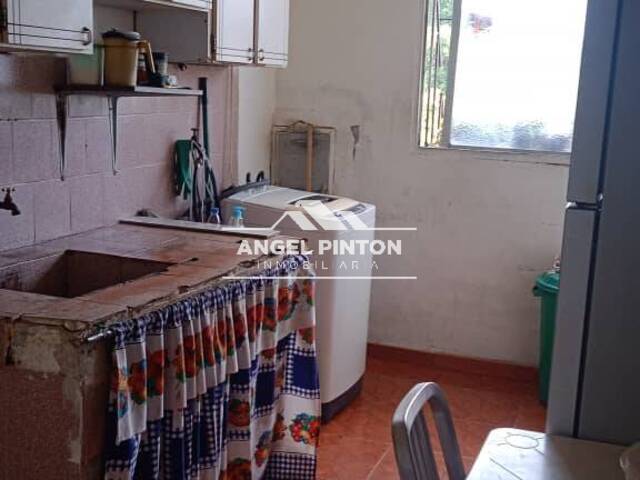 #9776 - APARTAMENTO para Venta en Caracas - A