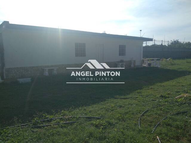 #5889 - CASA COMERCIAL para Venta en Ciudad Ojeda - V - 2