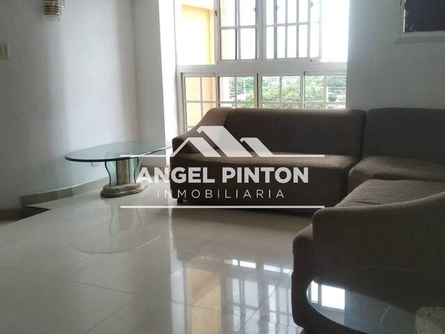 #5330 - APARTAMENTO para Alquiler en Maracaibo - V