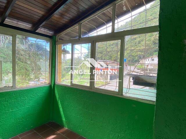 #5497 - CASA para Venta en La Puerta - T