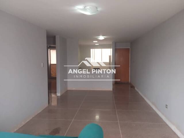 #9820 - APARTAMENTO para Alquiler en Caracas - A