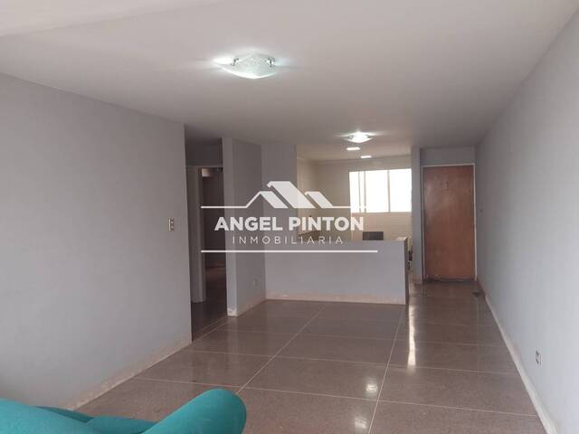 #9820 - APARTAMENTO para Alquiler en Caracas - A