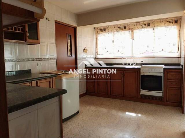 #5423 - APARTAMENTO para Venta en Maracaibo - V - 2