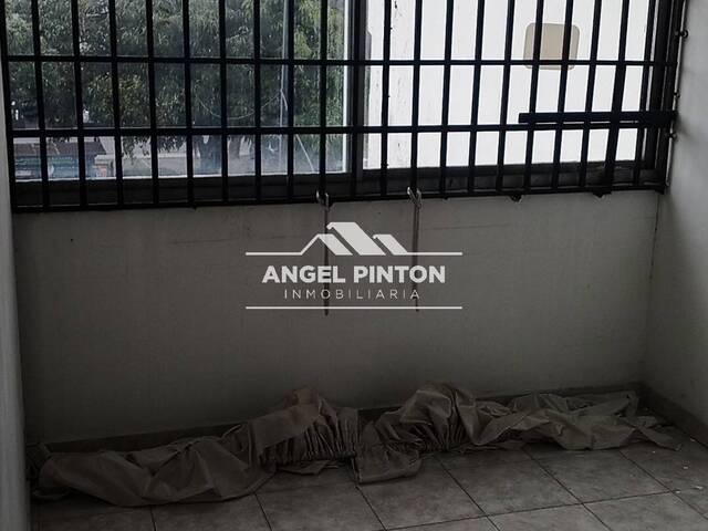 LOCAL COMERCIAL para Alquiler en Caracas - 5