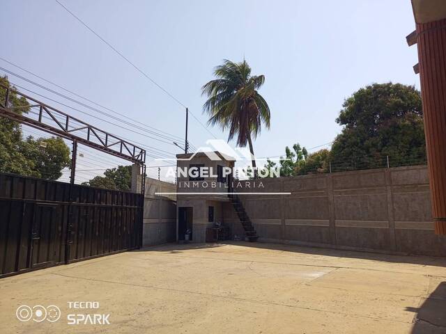 #5876 - GALPÓN / BODEGA para Alquiler en Maracaibo - V - 1