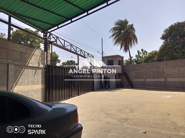 #5876 - GALPÓN / BODEGA para Alquiler en Maracaibo - V - 2