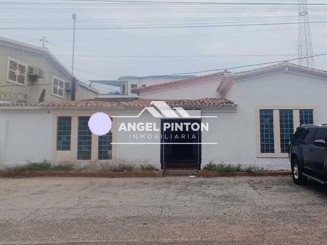 #0140 - CASA COMERCIAL para Alquiler en Maracaibo - V - 2