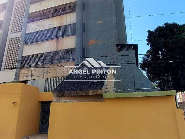 #0141 - OFICINA para Venta en Maracaibo - V - 3