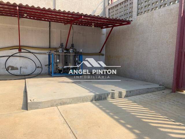 GALPÓN / BODEGA para Alquiler en Ciudad Ojeda - 4