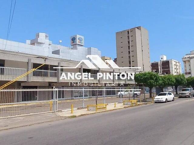 #0147 - OFICINA para Alquiler en Maracaibo - V