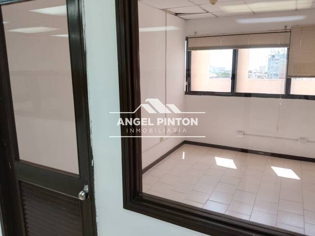 OFICINA para Alquiler en Maracaibo - 5