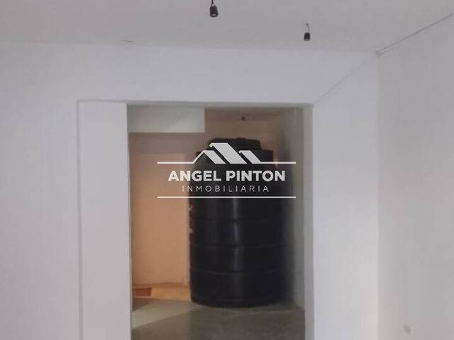 LOCAL COMERCIAL para Alquiler en Caracas - 5
