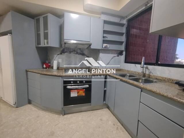 #6725 - APARTAMENTO para Alquiler en Maracaibo - V - 1