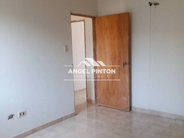 #6856 - CONJUNTO CERRADO para Venta en Maracaibo - V - 3