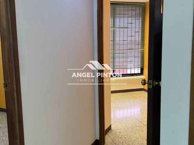 OFICINA para Alquiler en Maracaibo - 5