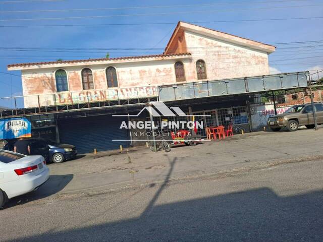 #7121 - LOCAL COMERCIAL para Venta en Cabimas - V - 1