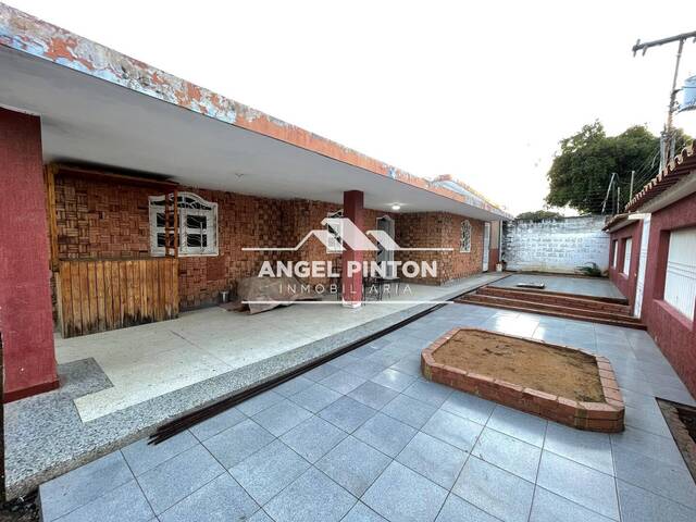#7147 - CASA COMERCIAL para Venta en Maracaibo - V