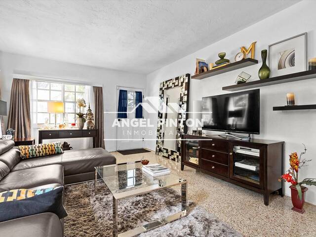 #7141 - CASA para Venta en Miami - FL - 2