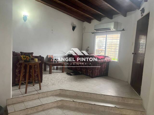 #6991 - CONJUNTO CERRADO para Venta en Maracaibo - V - 1