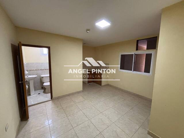 #20096 - HABITACIÓN para Alquiler en Maracaibo - V - 2
