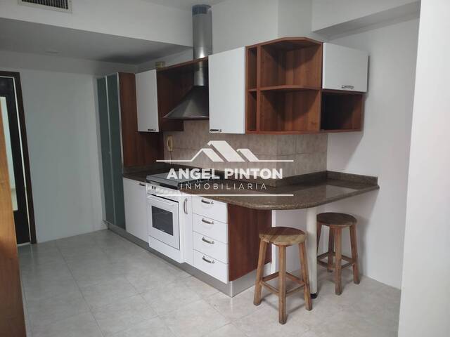#7166 - APARTAMENTO para Alquiler en Maracaibo - V - 3