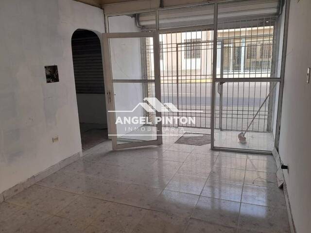 #71919 - LOCAL COMERCIAL para Venta en Maracaibo - V - 1