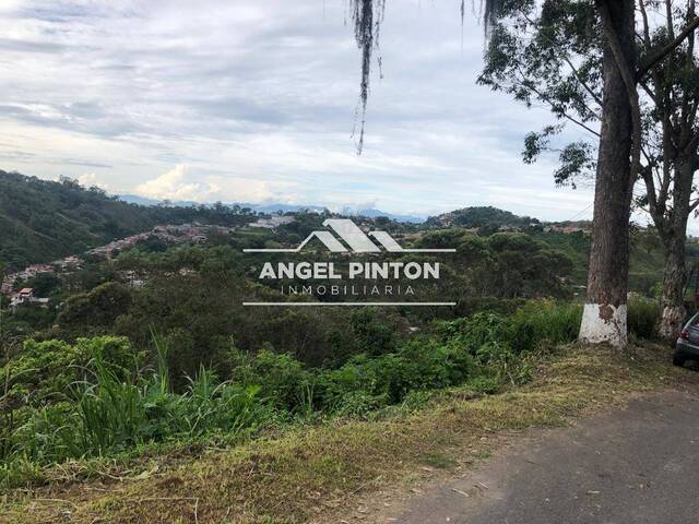 #7256 - TERRENO para Venta en Los Teques - M - 3