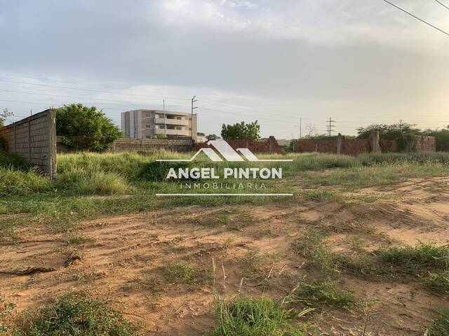 #7269 - TERRENO para Venta en Maracaibo - V - 2