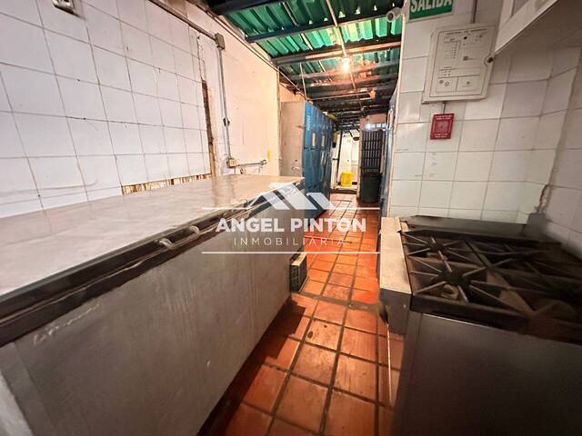 #0110 - LOCAL COMERCIAL para Venta en Maracaibo - V