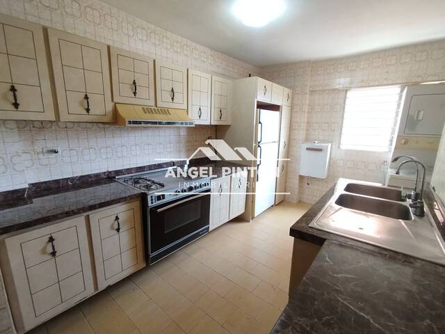 #101010 - APARTAMENTO para Alquiler en Maracaibo - V - 2