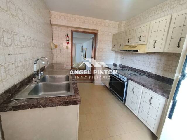 #101010 - APARTAMENTO para Alquiler en Maracaibo - V - 3