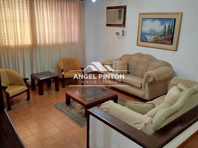 #101010 - APARTAMENTO para Alquiler en Maracaibo - V - 1