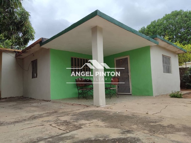 #7296 - TERRENO para Venta en Maracaibo - V - 2