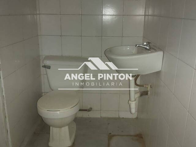 #7330 - LOCAL COMERCIAL para Alquiler en Maracaibo - V - 3
