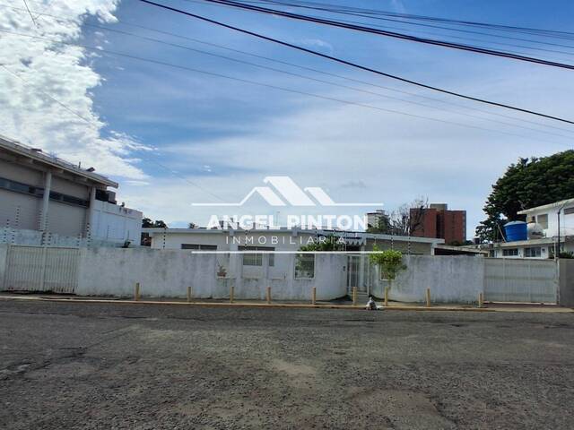 #7350 - CASA COMERCIAL para Venta en Maracaibo - V - 1