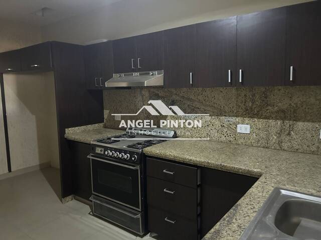 #7376 - CASA COMERCIAL para Venta en Maracaibo - V - 2
