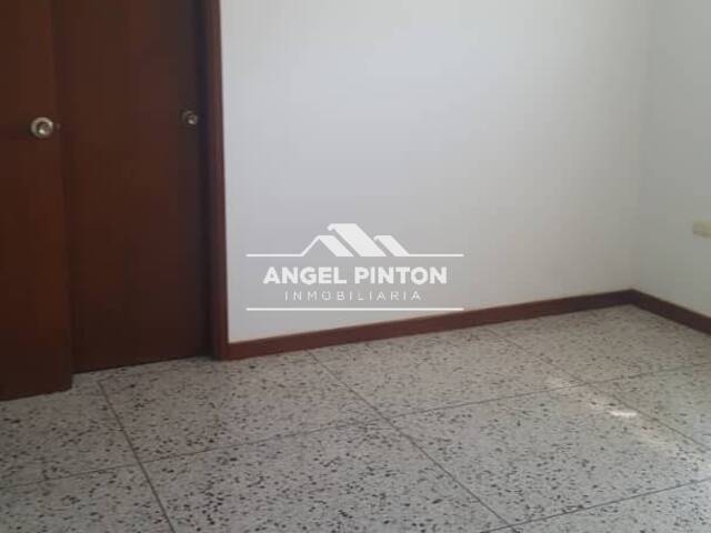 #7376 - CASA COMERCIAL para Venta en Maracaibo - V - 3